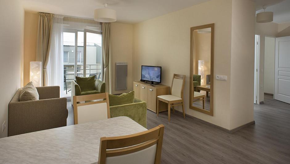 Domitys Le Pavillon De Diane Aparthotel Thionville Ngoại thất bức ảnh